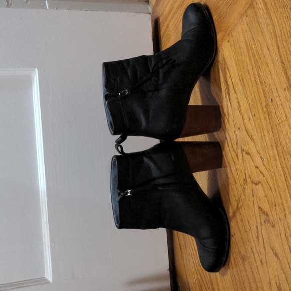 TOMS LUNATA MID BLOCK HEEL DRESS ANKLE BOOTIES - Picture 5 of 8